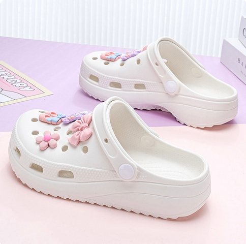 CS2503-2 Crocs cute cartoon breathable women's Beach shoes Garden shoes
